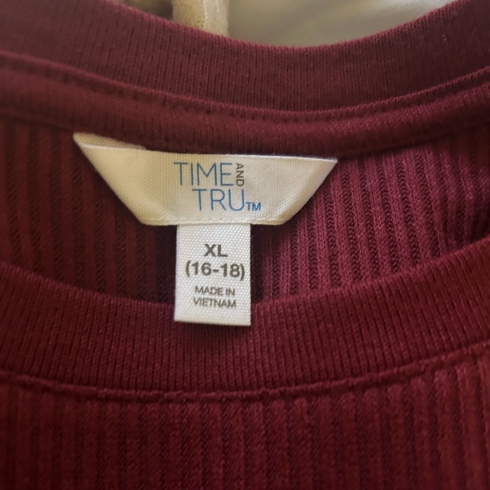 Sweaters size XL